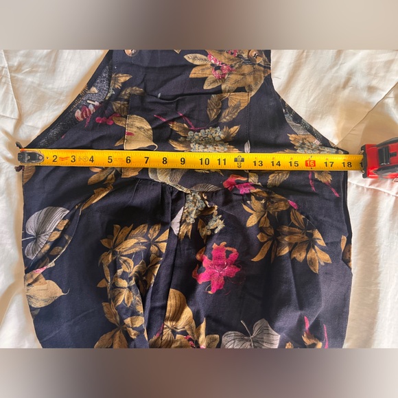 Overall's Jumpsuit Floral, Wide Leg - Picture 3 of 4